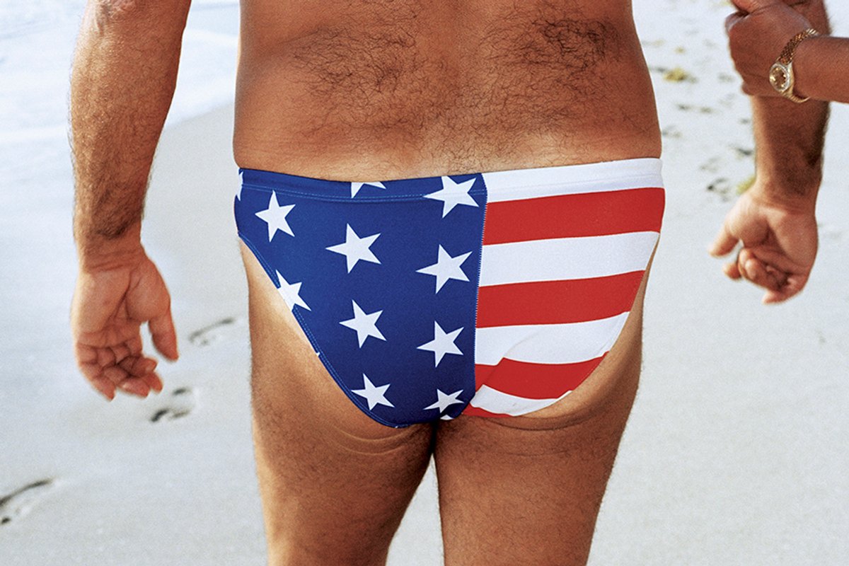 Martin Parr, Miami, Florida, USA, 1998; from The Martin Parr Coloring Book! (Aperture, 2017) Martin Parr / Magnum Photos