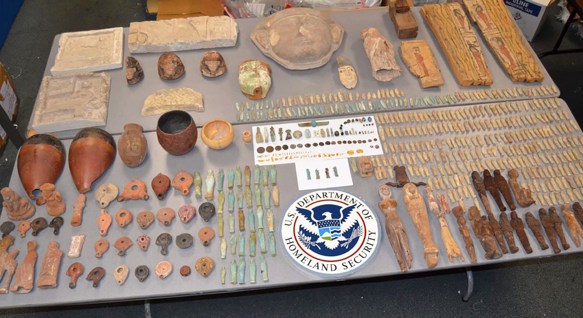Artefacts seized from Ashraf Omar Eldarir's luggage when he arrived at JFK International Airport on a flight from Cairo on 22 January 2020 Court documents