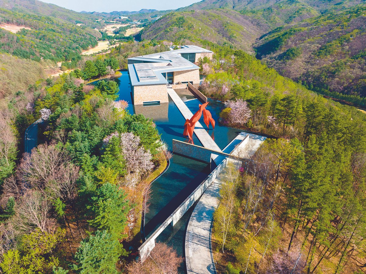 Museum SAN (Space Art Nature) is built on a mountain range in Oak Valley, South Korea. It was designed by Tadao Ando to resemble the flight formations of wild geese and is currently hosting the exhibition Tadao Ando: Youth, until 30 July
Courtesy Hansol Cultural Foundation