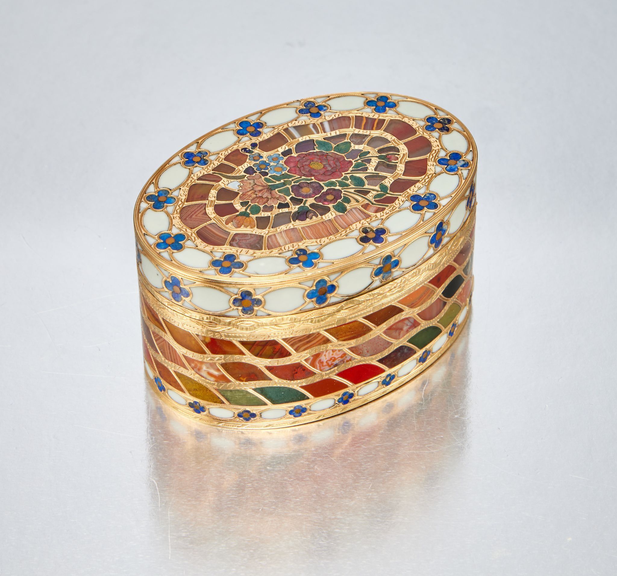 Christian Gottlieb Stiehl, Very Rare Gold and Hardstone ‘Steinkabinett’, Dresden (around 1770) Courtesy of Sotheby’s
