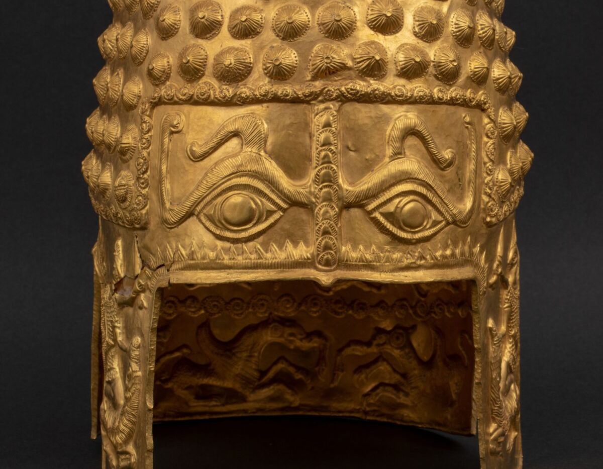 The Helmet of Coțofeneşti (around 450 BC) was among the objects stolen in the heist
Photos: Ing. Marius Amarie