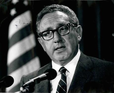  Henry Kissinger, symbol of American global power and subject of artistic satire, has died, aged 100 