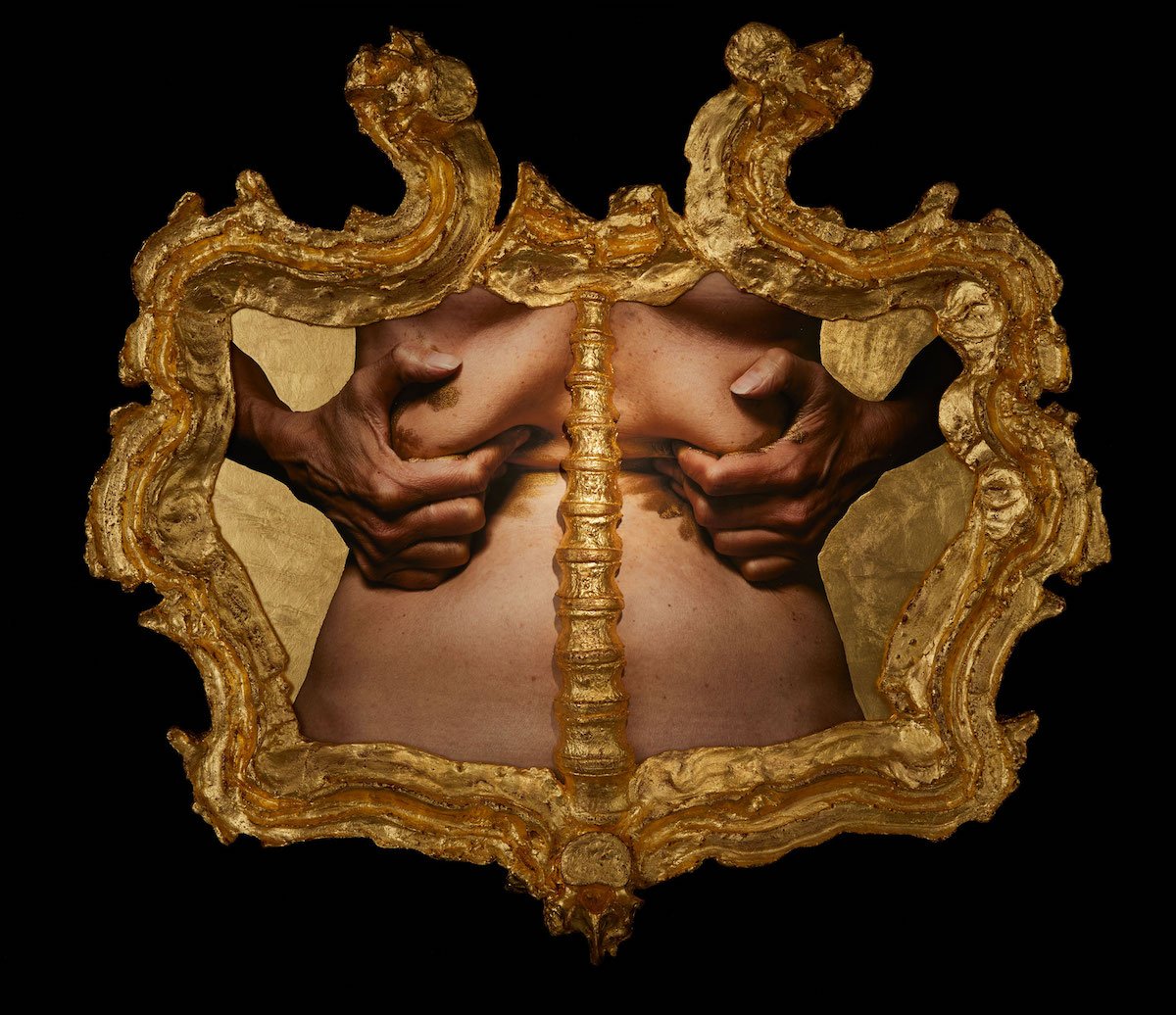 Janine Antoni, I open the gates, 2019 © Janine Antoni; Courtesy of the artist, Luhring Augustine, New York, and The Green-Wood Cemetery, New York. Photo: Ralph Smith