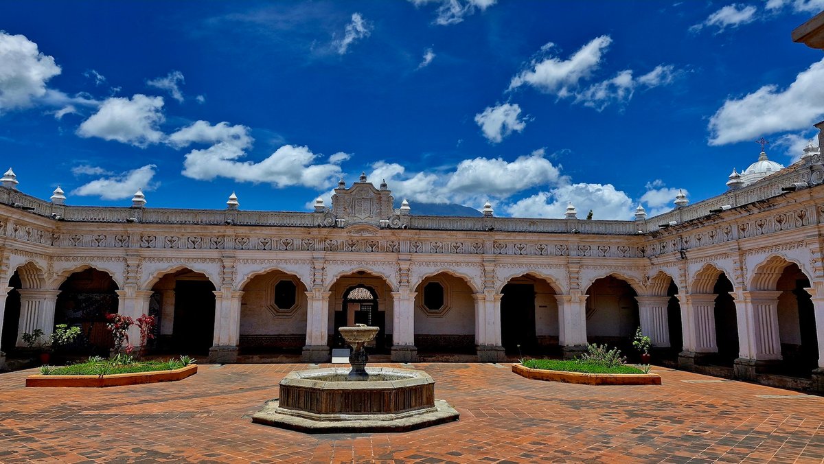 The recently shuttered Museo de Arte Colonial, Antigua, Guatemala Photo: Erik Cleves Kristensen, via Flickr