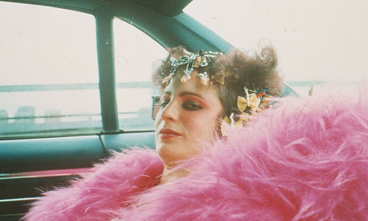 Laura Poitras’s Nan Goldin documentary powerfully balances biography with anti-Sackler activism Laura Poitras’s Nan Goldin documentary powerfully balances biography with anti-Sackler activism