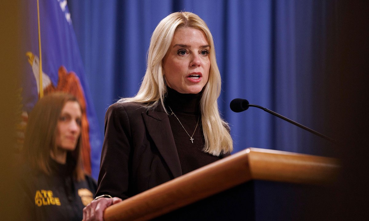 Art trade considers effects of Trump halting probes on Russian oligarchs