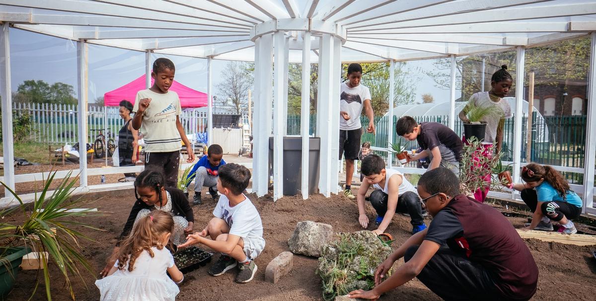 The Granby Gardening Club at work on Mohamed Bourouissa's Resilience Garden (2018) in April. © Pete Carr Pete Carr