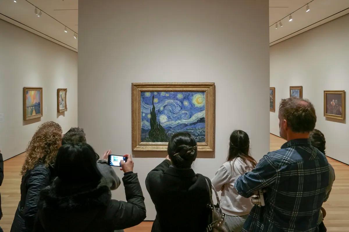 Gary Cabana, the suspect in the stabbing at MoMA last week, claims he was upset when his membership was revoked because he would not be able to see Vincent van Gogh’s The Starry Night (1889). Pixabay.