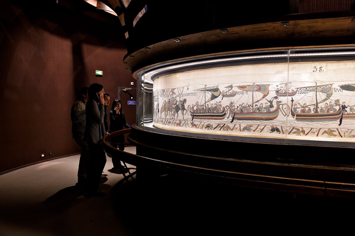 Visitors study the Bayeux Tapestry at the Bayeux Tapestry Museum in Normandy
© Bayeux Museum