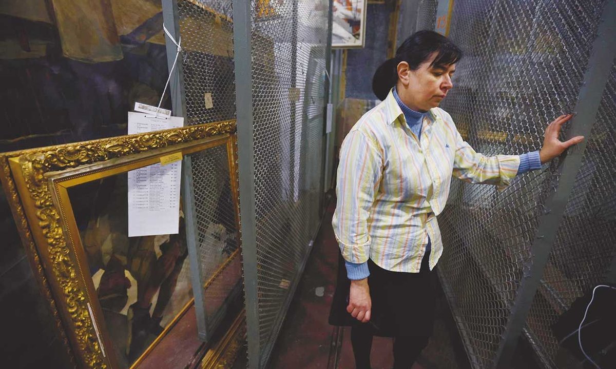 Podcast | Ukraine museum collections: saved secure or looted? Plus, Okwui Enwezor’s Sharjah Biennial and Ming Smith at MoMA Podcast | Ukraine museum collections: saved secure or looted? Plus, Okwui Enwezor’s Sharjah Biennial and Ming Smith at MoMA