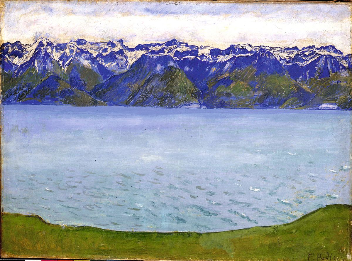 Ferdinand Hodler’s Lake Geneva with the Savoy Mountains (around 1907), on view at the Bündner Kunstmuseum Chur Bündner Kunstmuseum Chur