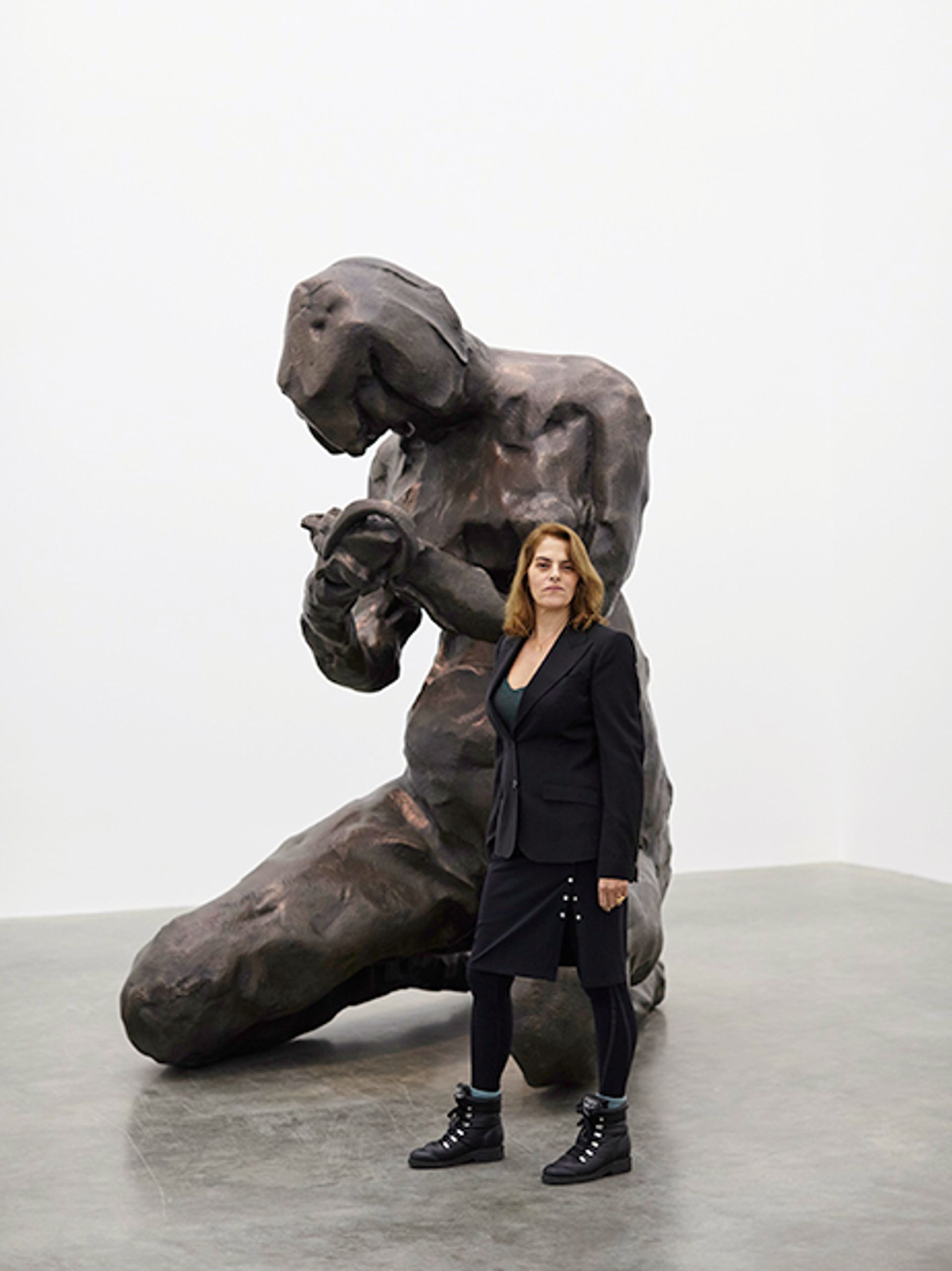 Tracey Emin in front of The Mother (2017) © Photo: Ollie Hammick. Courtesy of Tracey Emin