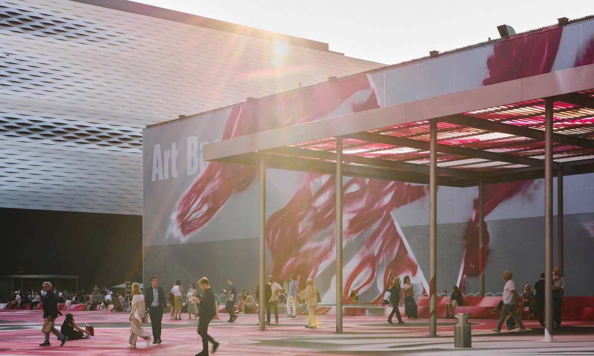 Art Basel’s solution to PDF pre-sales? Ask galleries to reserve works until opening day – The Art Newspaper Art Basel’s solution to PDF pre-sales? Ask galleries to reserve works until opening day – The Art Newspaper