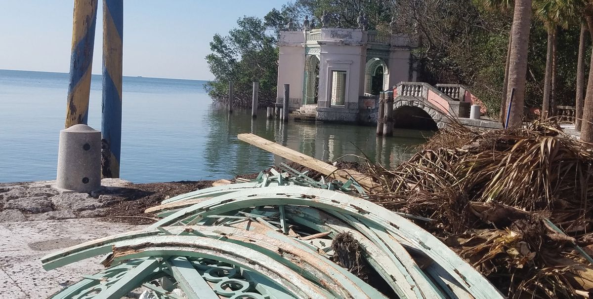 Vizcaya’s tea house gazebo lost its roof Alejandra Serna