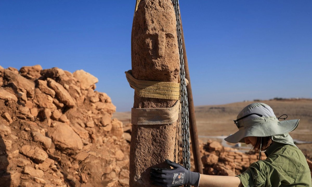 Discovery of 11,000-year-old carved face in Turkey offers new insight into early human expression
