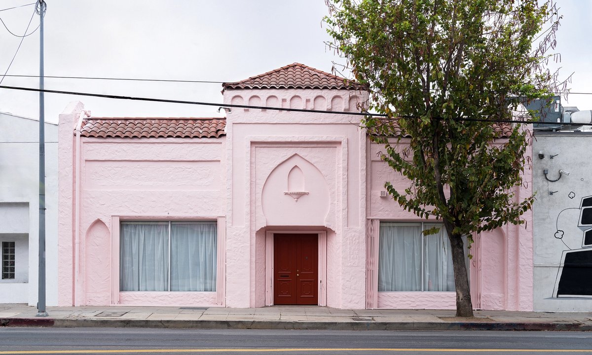 Bucking trends: rising dealer expands in LA