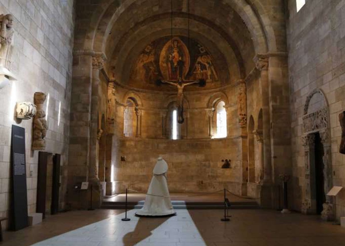 A Balenciaga wedding gown inspired by a nun's habit in the Met Cloisters
