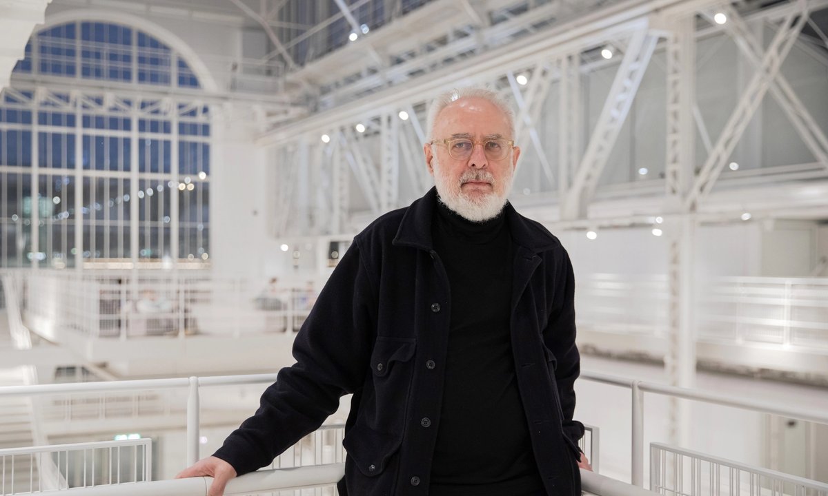 Image accompanying source report: An American Citizen Will Now Run Moscow's Flagship Culture House: Francesco Bonami Takes Over GES-2