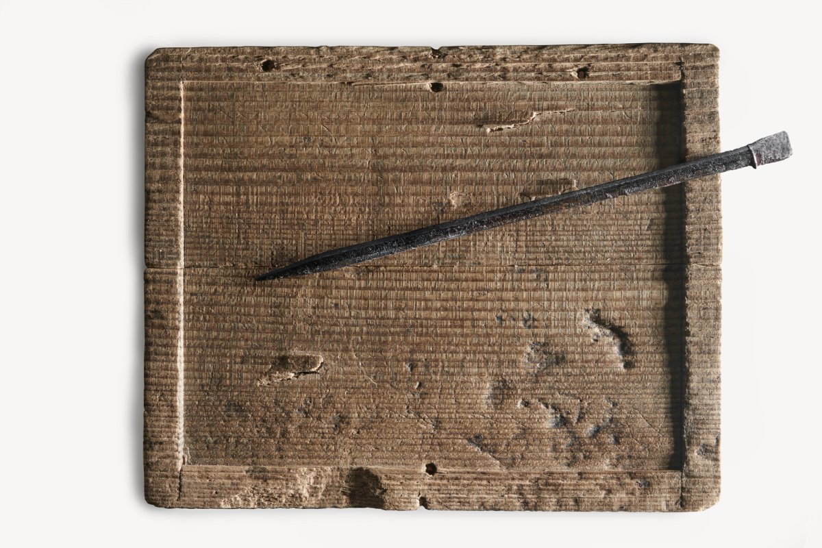 Bloomberg has donated 14,000 Roman artefacts to the museum, including writing tablets inscribed with the first written reference to London
Roman wooden writing tablet and stylus. Copyright London Museum