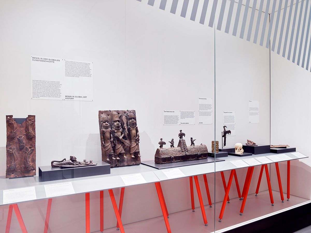 Ownership of the Benin Bronzes in the Ethnological Museum in Berlin was transferred to Nigeria in 2022 © Staatliche Museen zu Berlin, Ethnologisches Museum. Foto: Alexander Schippel
