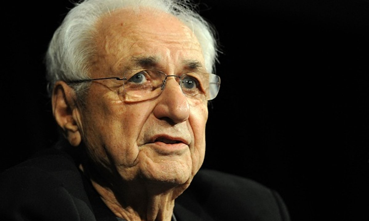 Remembering Frank Gehry, legendary architect of Guggenheim Museum Bilbao
