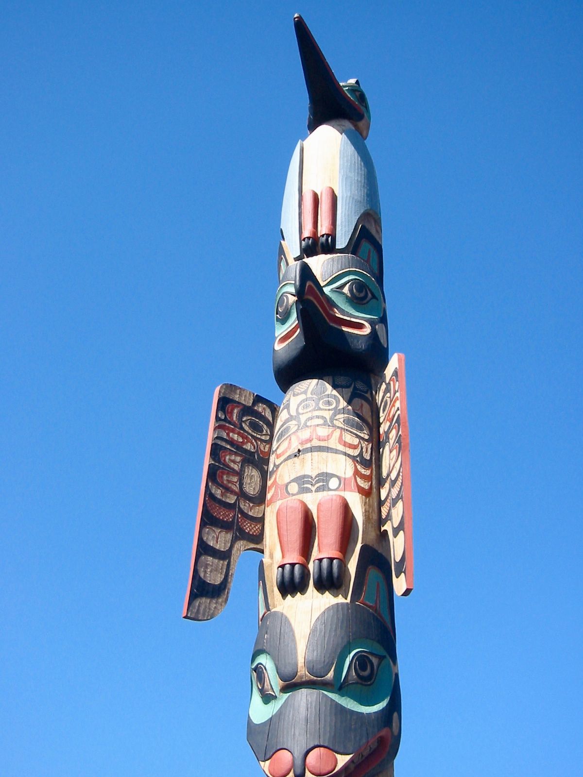 Detail of an authentic Tlingit totem pole from Ketchikan, Alaska Photo: Jeremy Keith via Wikicommons