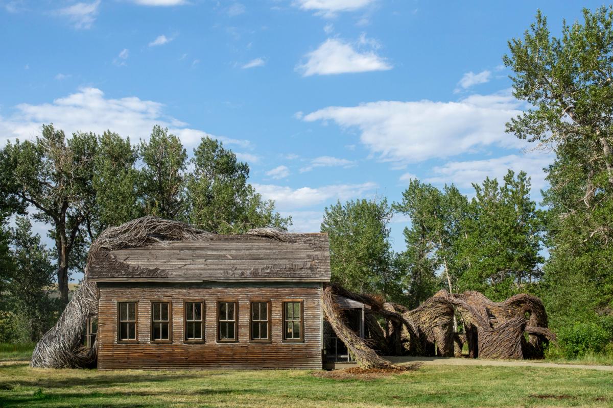Installation view of Patrick Dougherty’s Cursive Takes a Holiday (2022) at the Tippet Rise Art Center. Courtesy of Tippet Rise Art Center/James Florio. Photo: James Florio.
