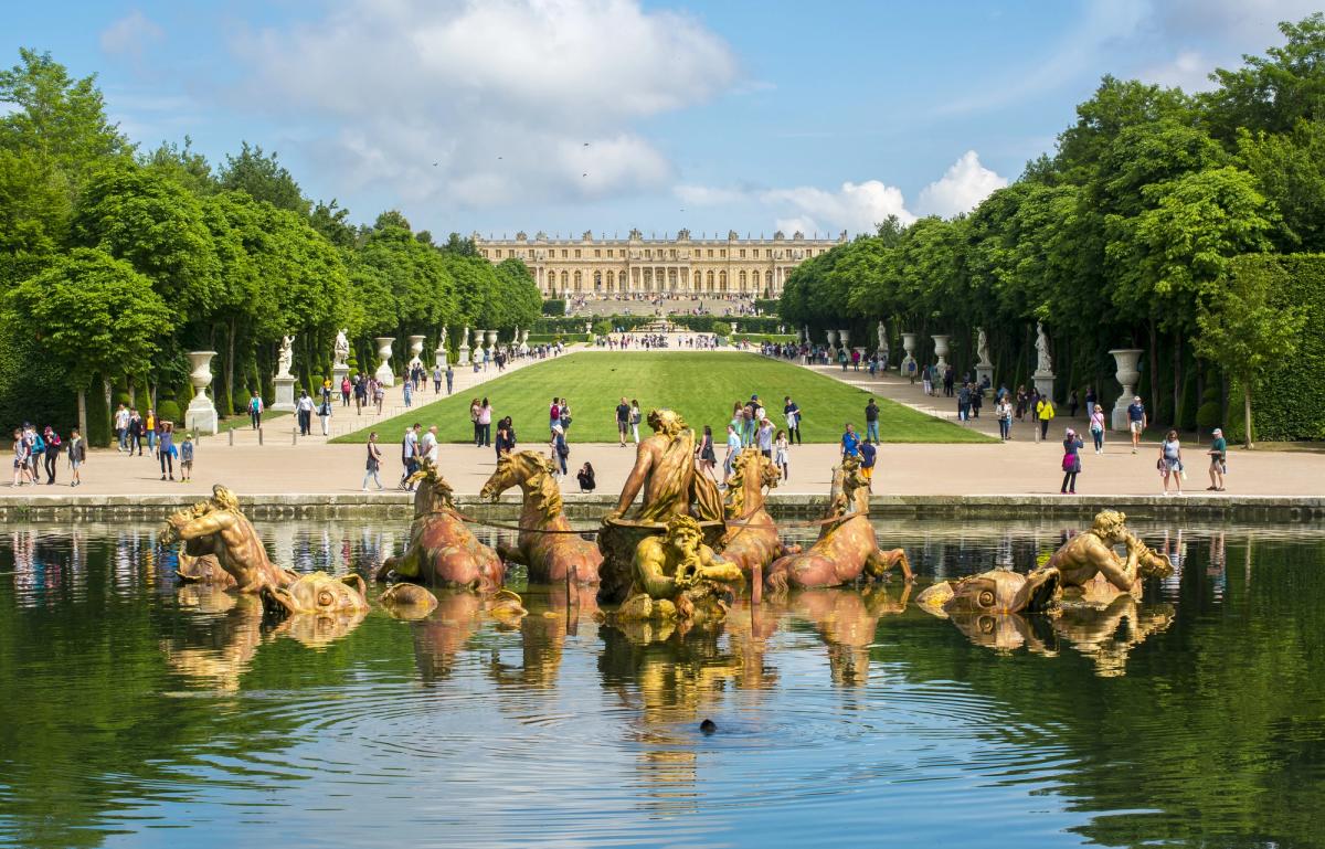 The Apollo fountain in Palace of Versailles gardens

Mistervlad