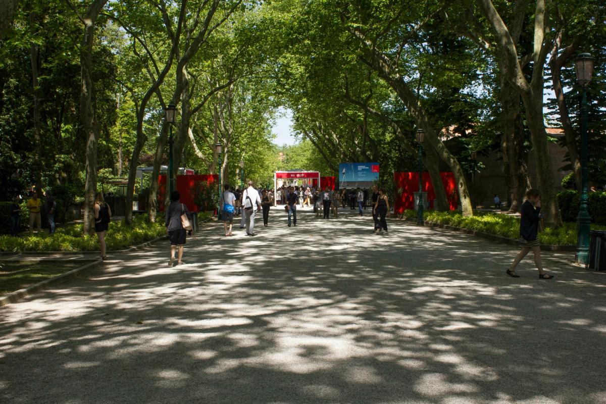 The structure will be located adjacent to the Book Pavilion, near the entrance to the gardens

Photo: greta gabaglio