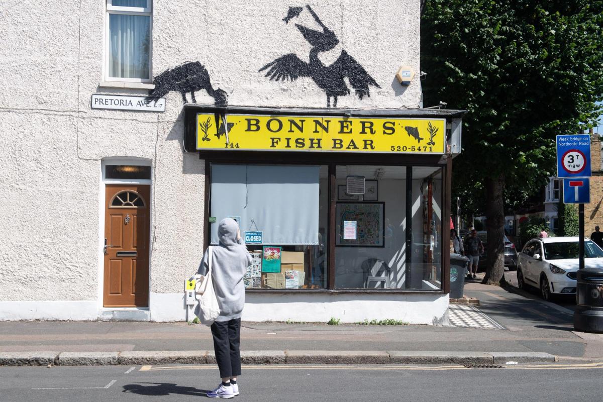 The Bonners Fish Bar in Walthamstow posted their appreciation for Banksy’s work on Instagram

Justin Ng / Alamy Stock Photo