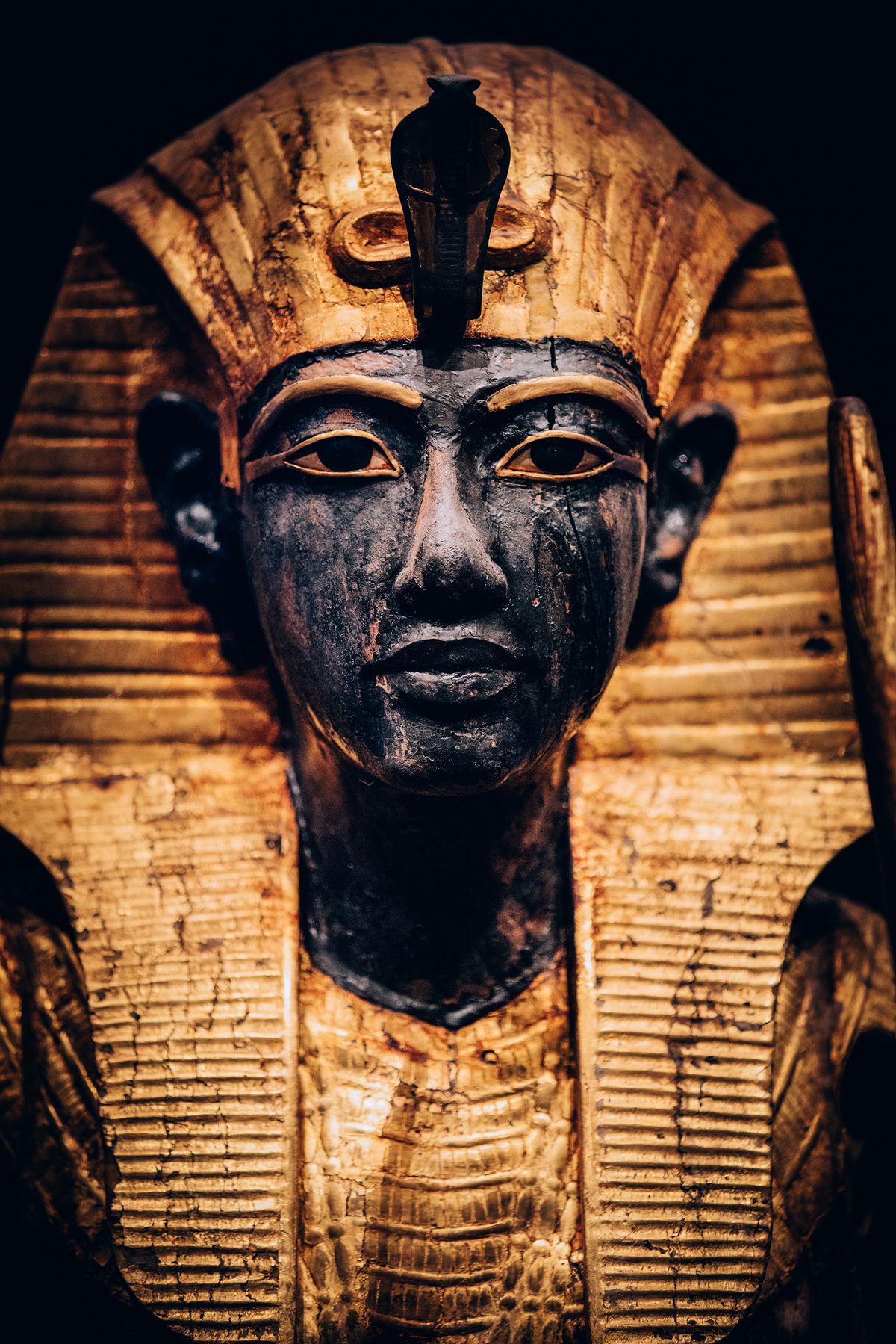 The wooden guardian statue of the Ka (spirit) of King Tutankhamun wearing the Nemes headcloth Photo: IMG