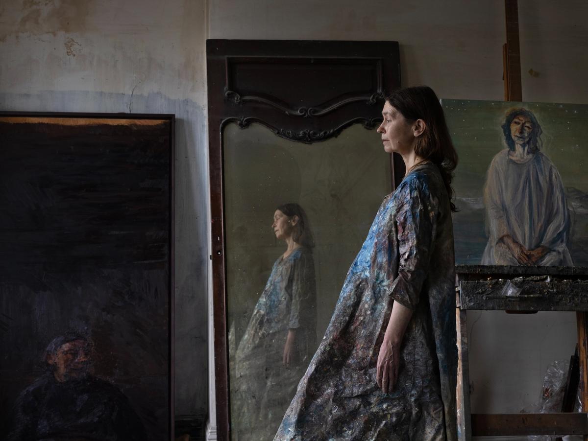 Portrait of Celia Paul, 2025
© Gautier Deblonde. Courtesy the artist and Victoria Miro