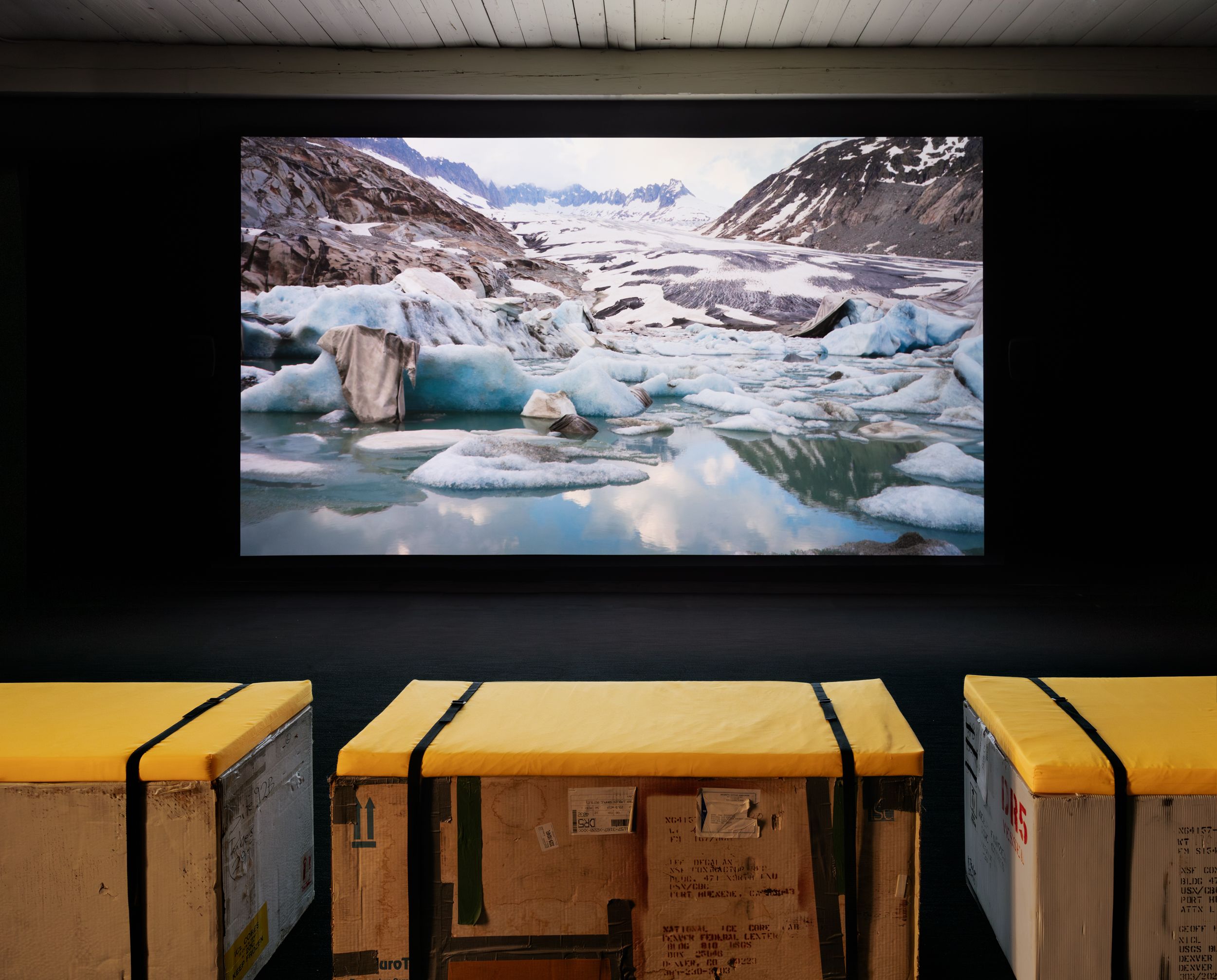 An artist&#39;s intimate portrait of a dying glacier