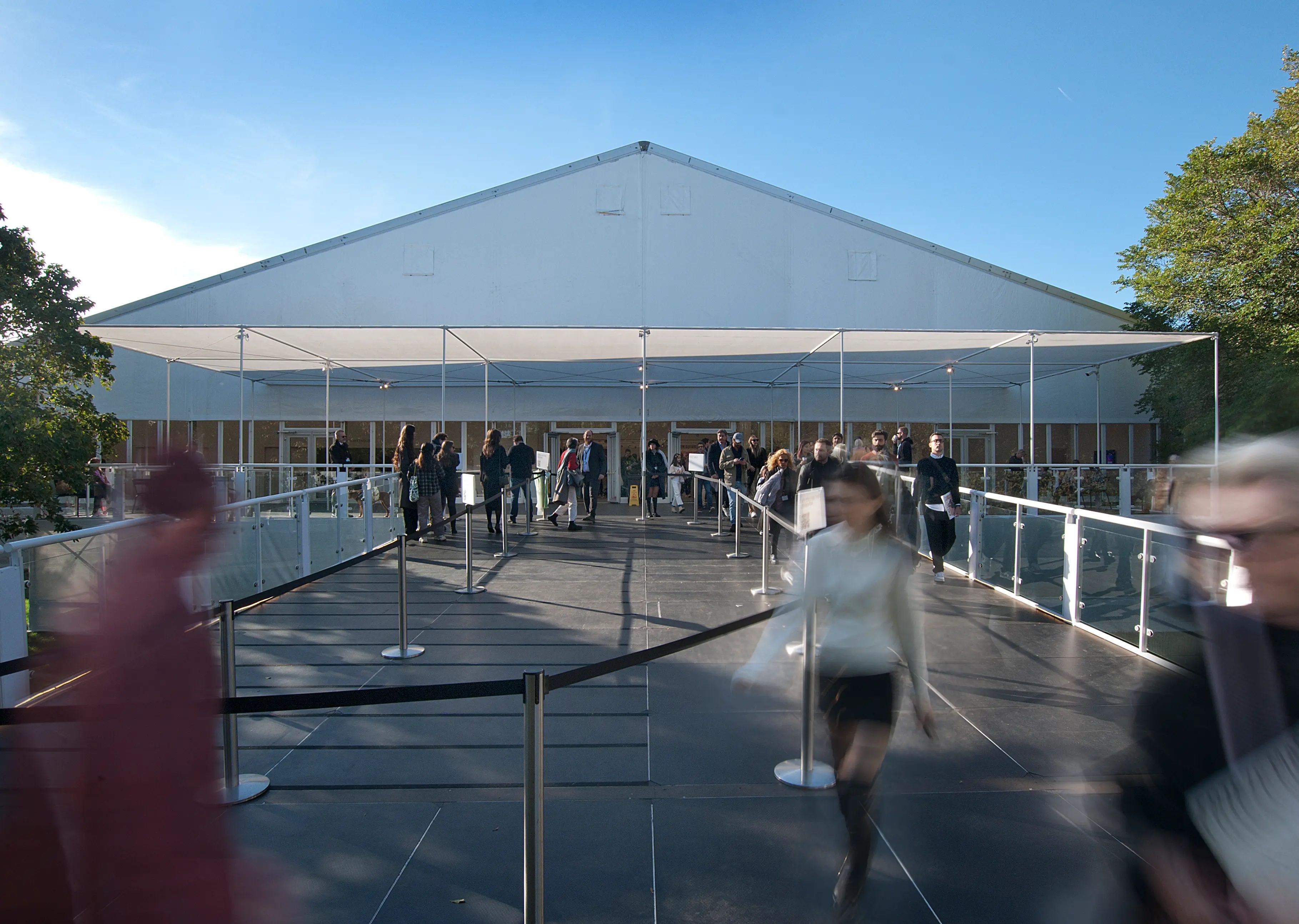 Frieze Masters in The Regent's Park, London

Courtesy of Frieze