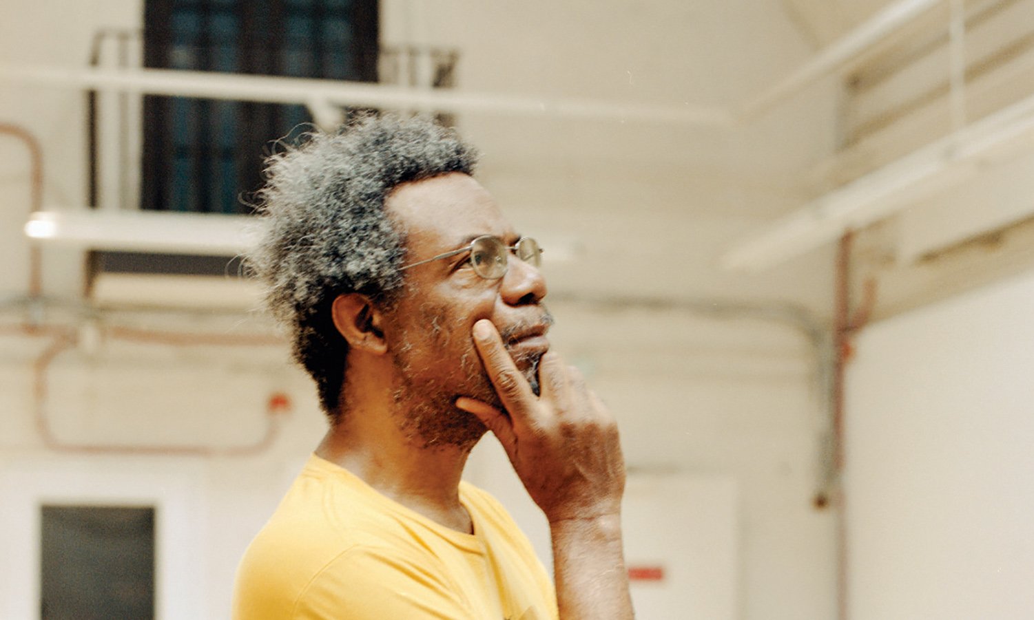 Remembering Pope.L, the self-proclaimed 'friendliest Black artist in America' - Vimarsana News