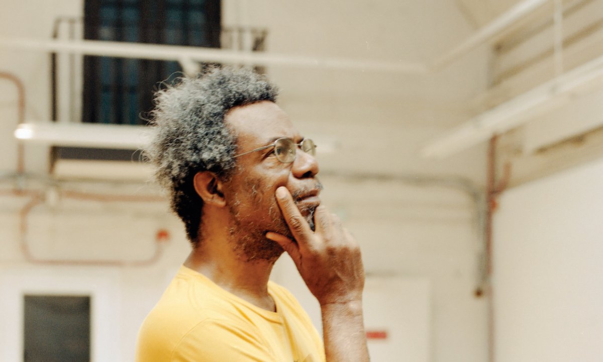 Remembering Pope.L, the self-proclaimed ‘friendliest Black artist in America’