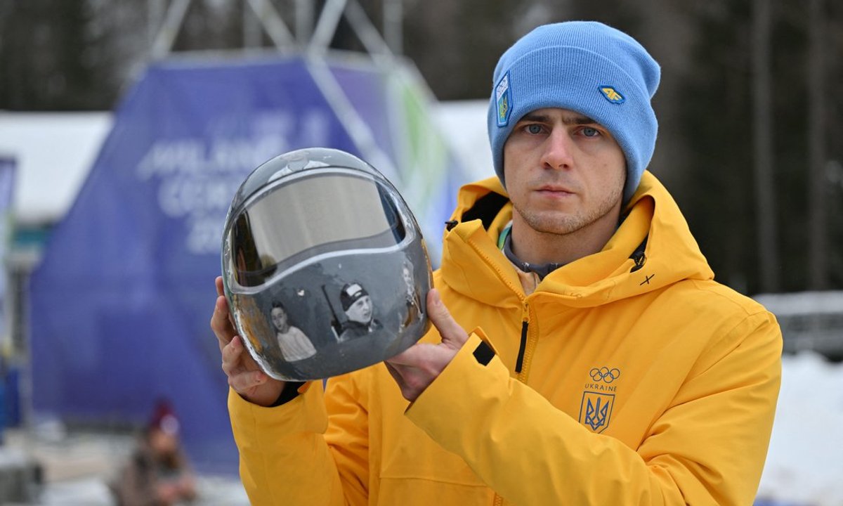 ‘He is a hero to me’: artist speaks out after Ukrainian athlete barred from Winter Olympics for commemorative helmet – The Art Newspaper ‘He is a hero to me’: artist speaks out after Ukrainian athlete barred from Winter Olympics for commemorative helmet – The Art Newspaper