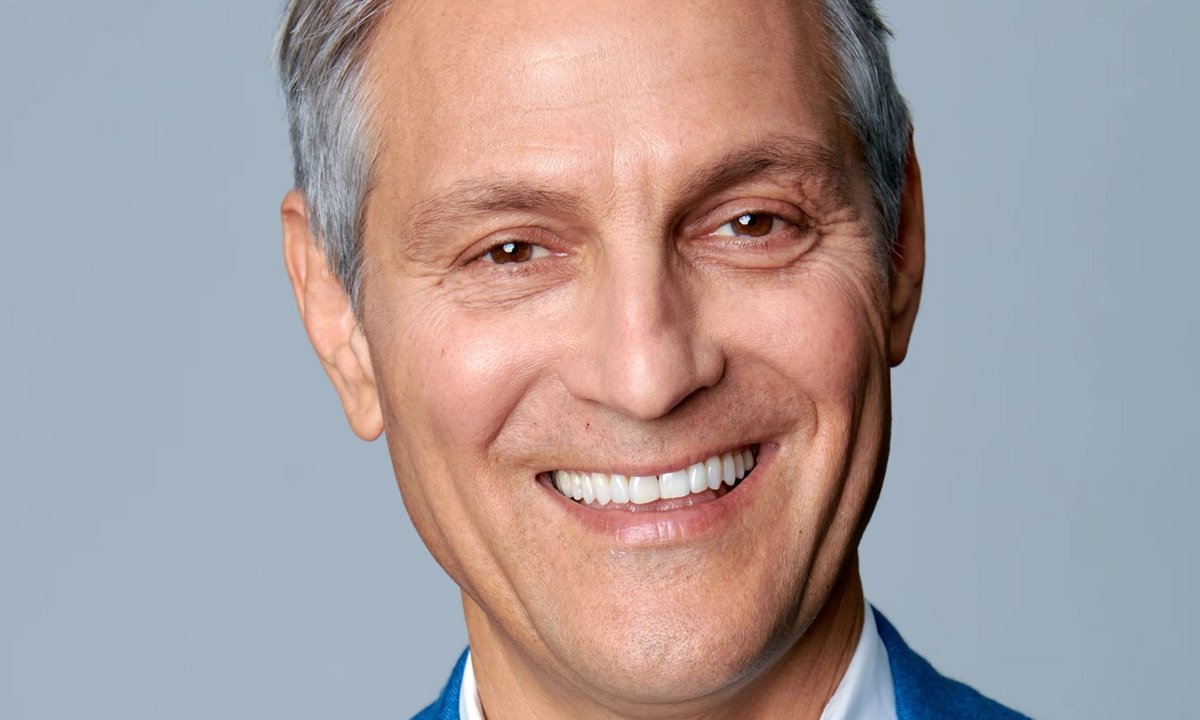 Ari Emanuel buys Frieze from Endeavor