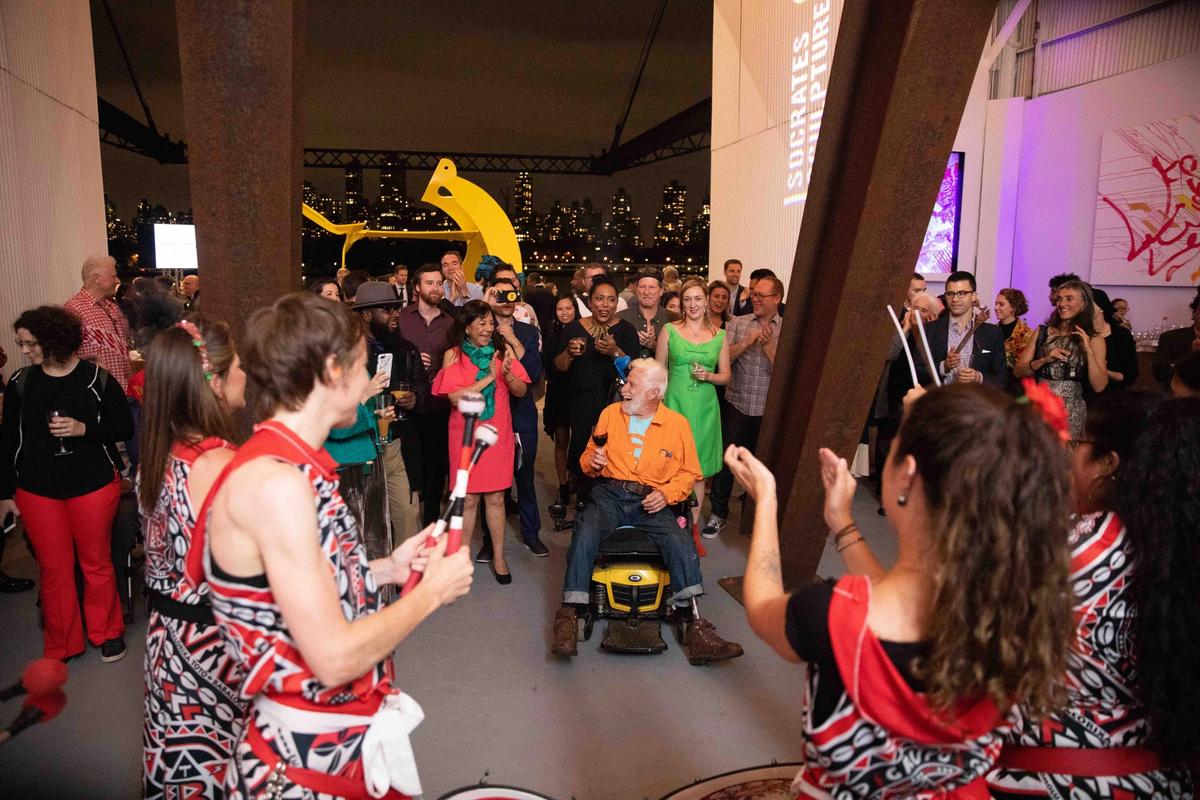 Mark di Suvero and Batala courtesy Emma McDonald