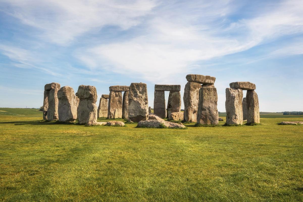 The prehistoric monument is one of England's most popular attractions
Photo: Herraez; Courtesy Adobe Stock
