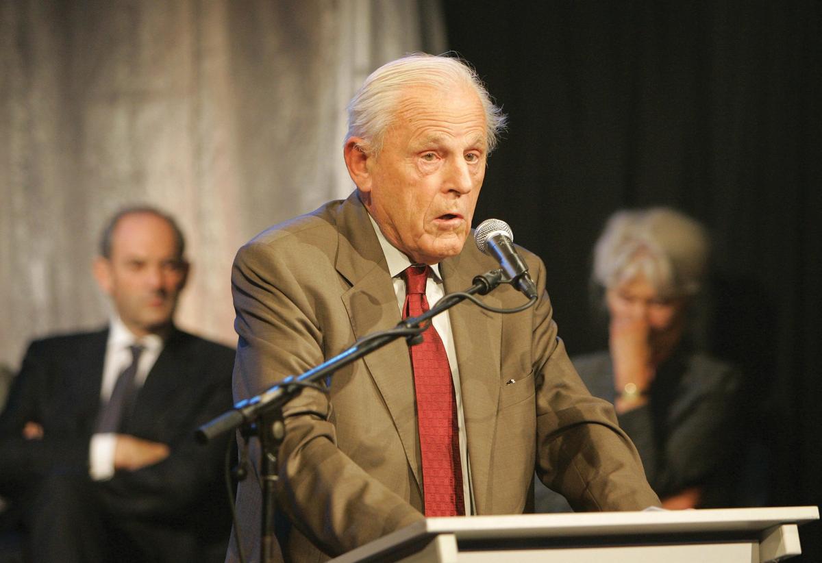 Johan van Gogh speaking after the assassination of his son in November 2004 © ANP PHOTO/VINCENT JANNINK, AMSTERDAM