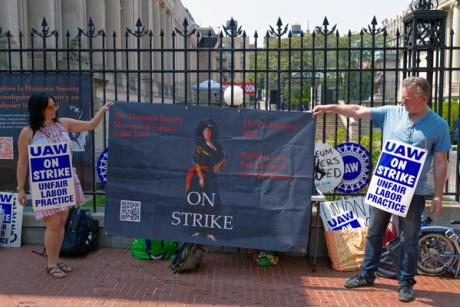  Strike at New York's Hispanic Society ends after nearly two months 
