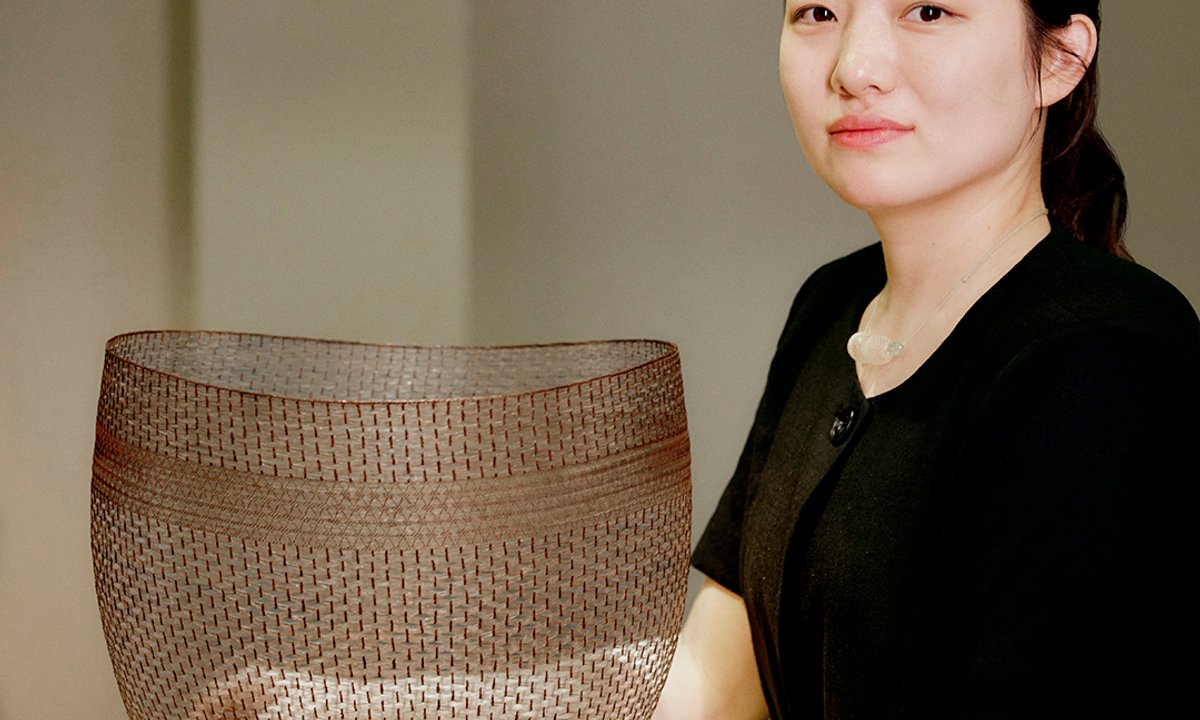A basket woven from horsehair wins the 2022 Loewe Foundation Craft Prize in Seoul