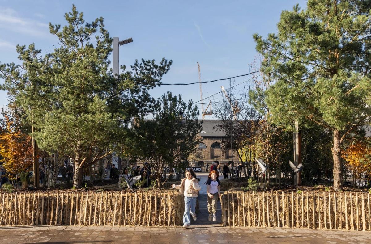 Fleeting Forest is temporarily installed on Granary Square in King's Cross