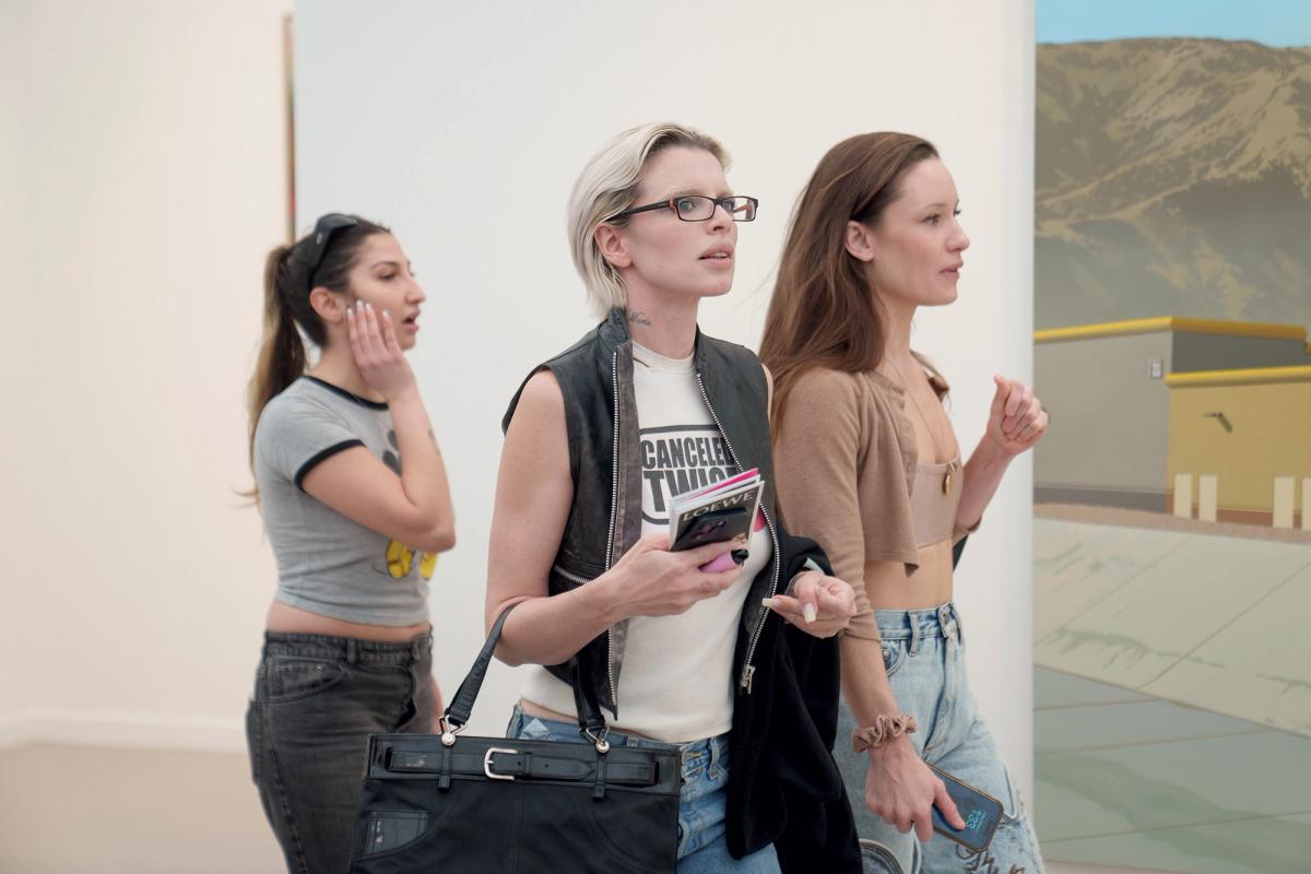 Julia Fox, muse and artist, peruses the fair's artistic gems

Photo: Eric Thayer