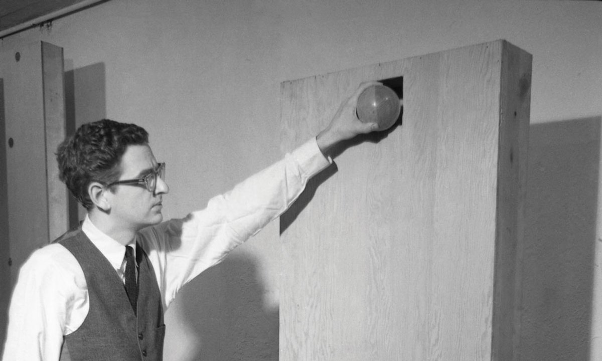 Walter De Maria’s ‘meaningless work’ goes on show in Houston Walter De Maria’s ‘meaningless work’ goes on show in Houston