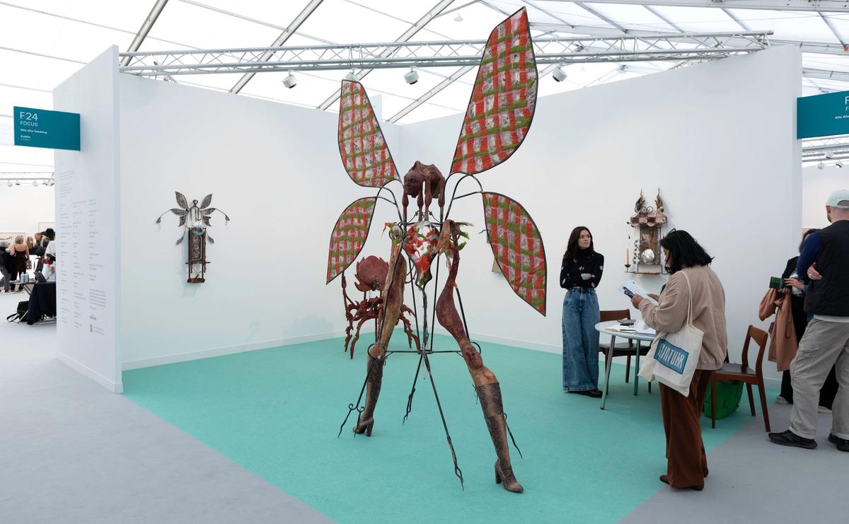 Nils Alix-Tabeling at Public © David Owens