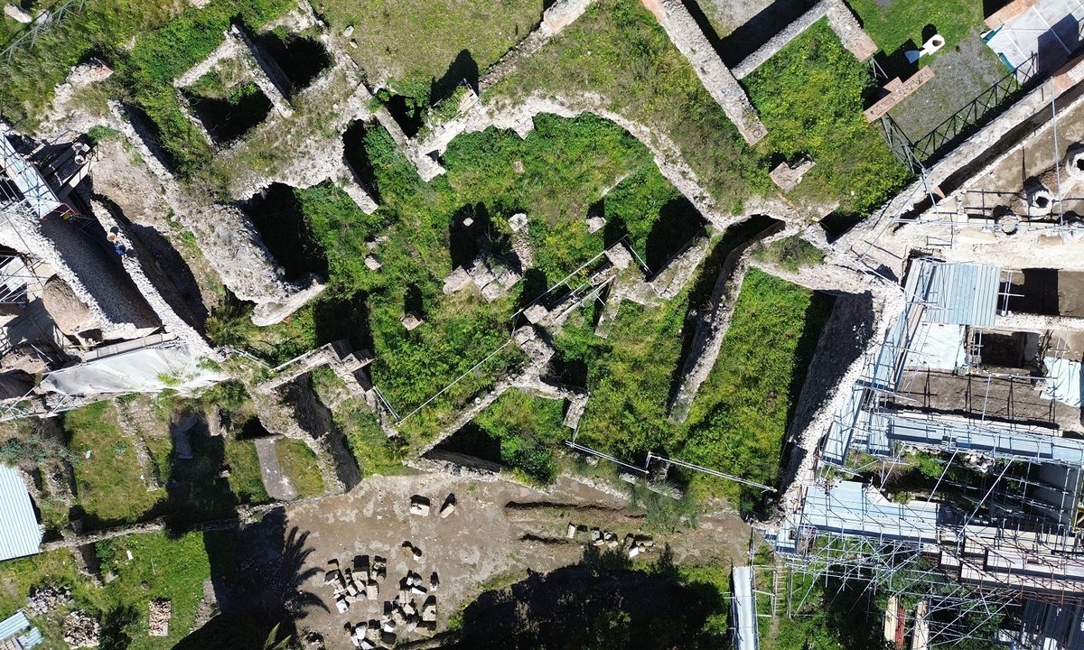 Survivors resettled in Pompeii after volcanic eruption, archaeologists reveal