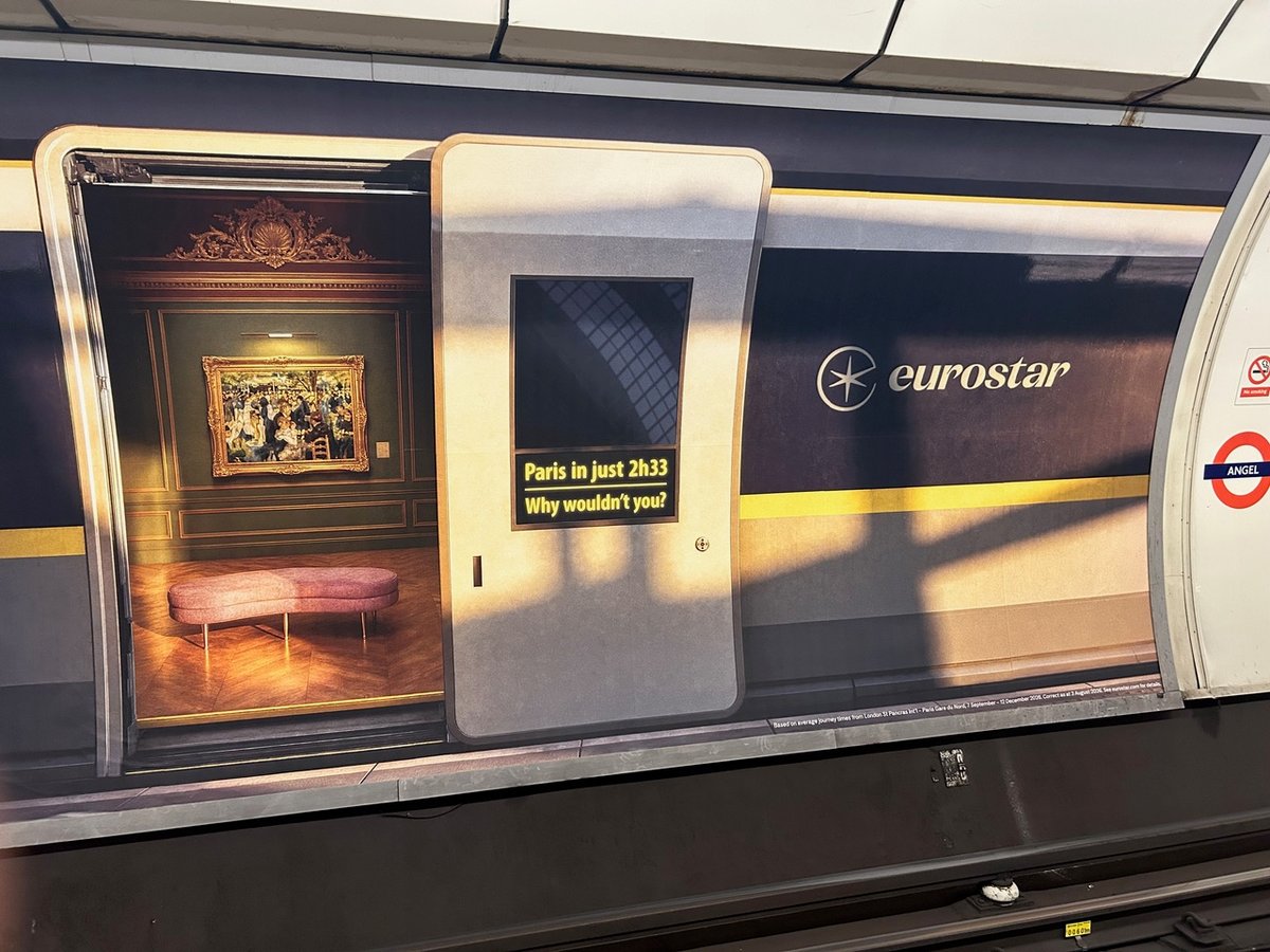 The Eurostar advert depicts a train with the Renoir painting inside
Photo: The Art Newspaper