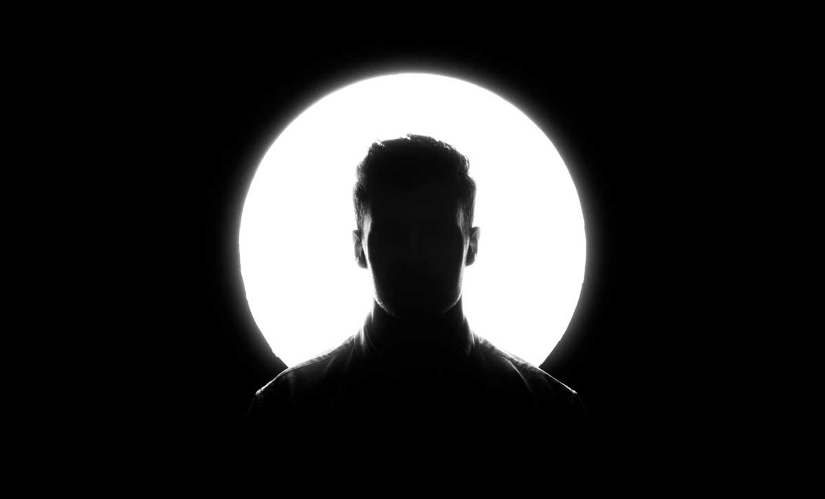 The defendant had posed as an imperial count and told would-be buyers that the works came from a secret cache built up by the sculptor’s younger brother, Diego, whom he alleged was a friend Joe